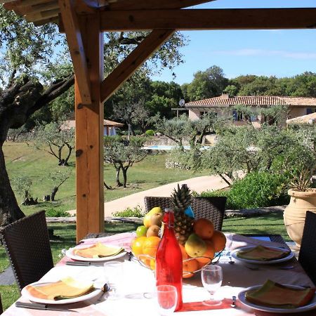 Villa Sanchez ボニファシオ エクステリア 写真